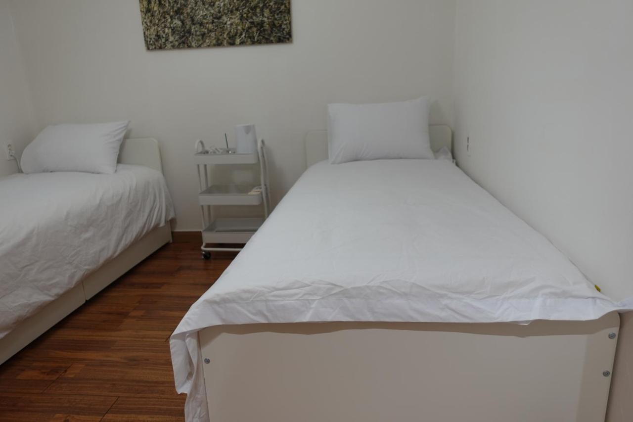 Hostel Jl In Chung-Jeong Σεούλ Εξωτερικό φωτογραφία