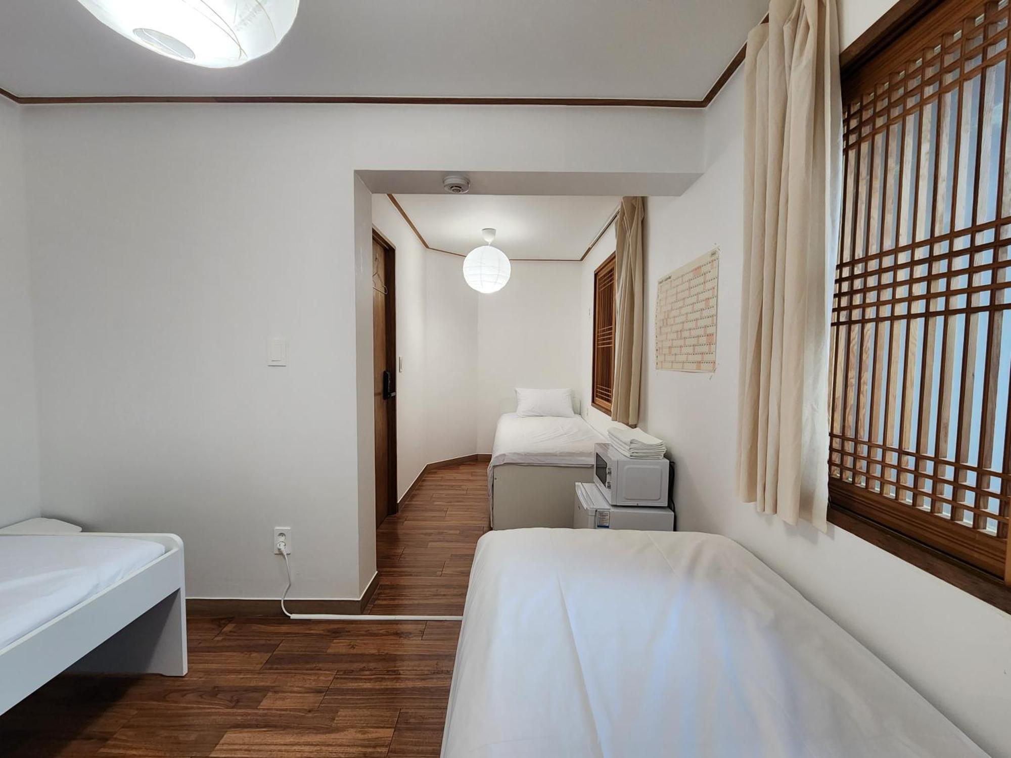 Hostel Jl In Chung-Jeong Σεούλ Εξωτερικό φωτογραφία